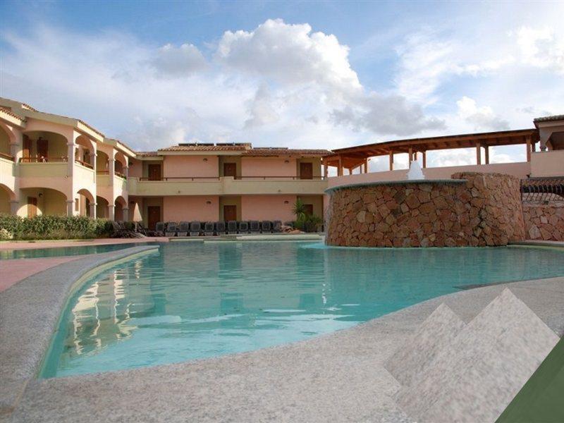 Nyce Club Sport Village Badesi Εξωτερικό φωτογραφία